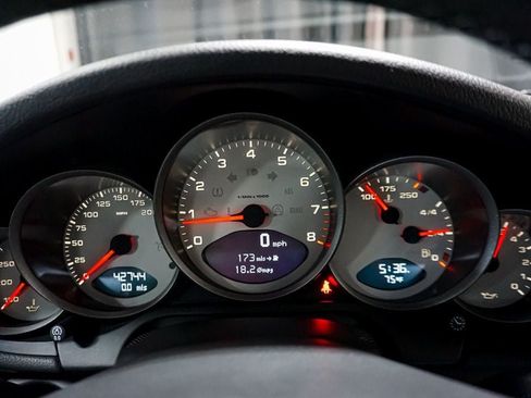 Used 2006 Porsche 911 Carrera S RWD image 20