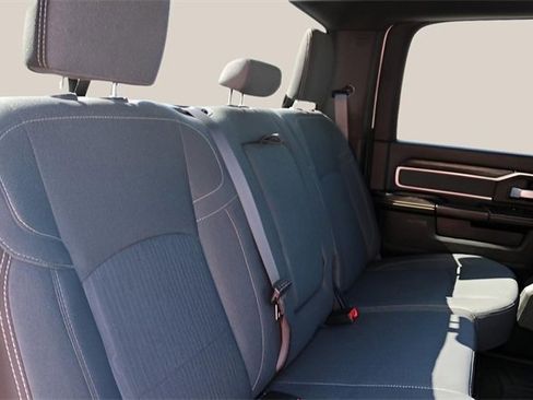 Used 2022 RAM 2500 Big Horn w/ Night Edition image 17