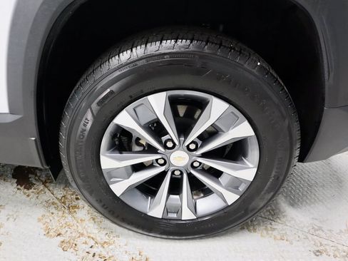 Used 2026 Chevrolet Equinox LT FWD image 20