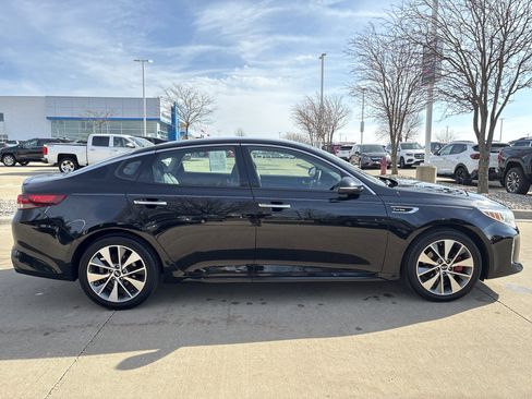 Used 2017 Kia Optima SX image 9