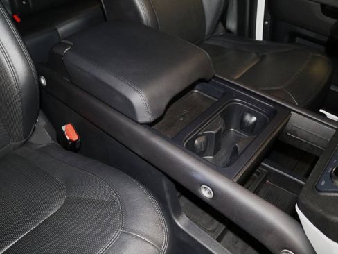Used 2024 Land Rover Defender 110 S AWD/4WD image 77