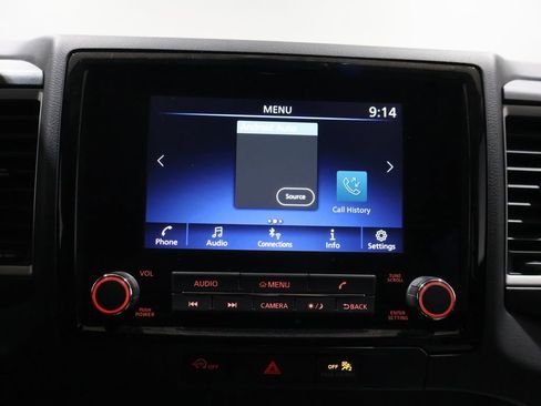 Used 2024 Nissan Frontier SV image 24