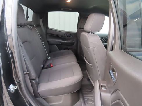 Used 2023 Chevrolet Colorado LT w/ LT Convenience Package II image 28