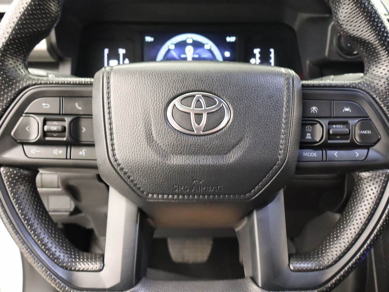 Used 2024 Toyota Tacoma SR w/ SR Upgrade Package AWD/4WD image 12