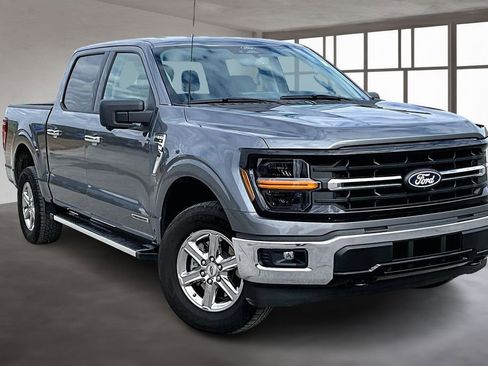 Used 2024 Ford F150 XLT w/ Mobile Office Package image 3