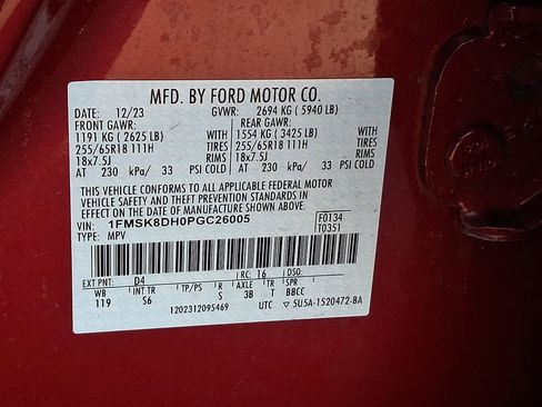 Used 2023 Ford Explorer XLT w/ Equipment Group 202A image 28