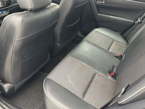 Used 2015 Toyota Corolla S FWD image 9