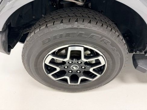 Used 2022 Ford Bronco Outer Banks image 21