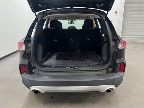 Used 2020 Ford Escape SE FWD image 25