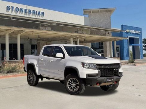 Used 2022 Chevrolet Colorado ZR2 AWD/4WD image 2