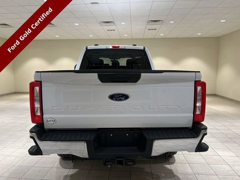 Certified 2025 Ford F250 XLT w/ FX4 Off-Road Package image 4
