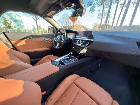 New 2026 BMW Z4 sDrive30i w/ Premium Package image 13