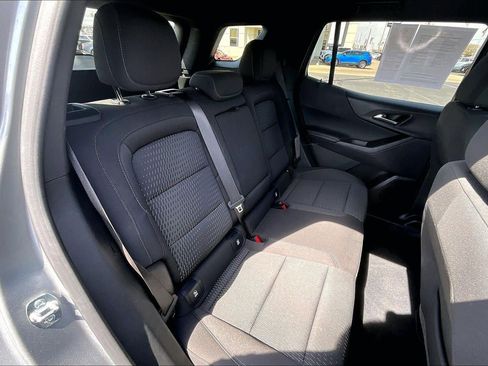 Used 2025 Chevrolet Equinox LT image 23