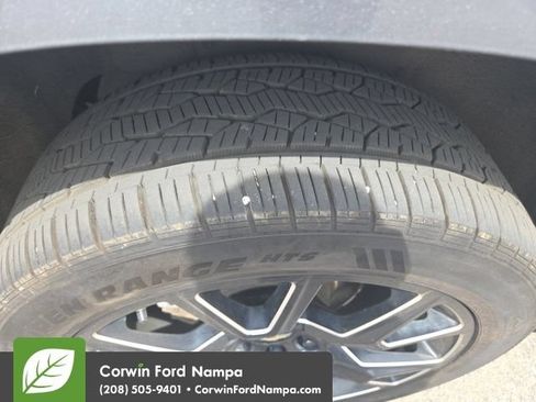 Used 2021 Chevrolet Suburban High Country AWD/4WD image 9