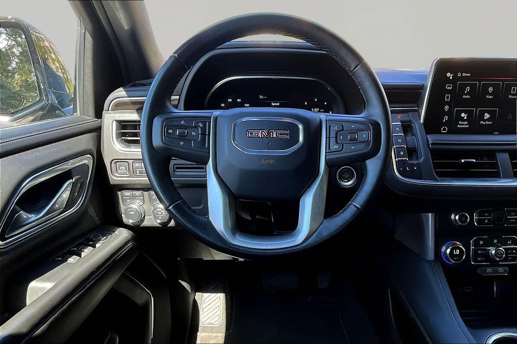 Used 2024 GMC Yukon XL SLE AWD/4WD image 10