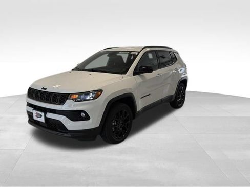 New 2026 Jeep Compass Latitude AWD/4WD image 1