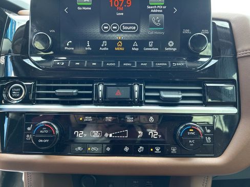 Used 2024 Nissan Pathfinder Platinum image 38