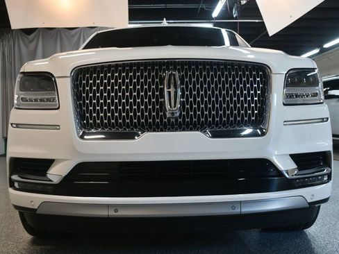 Used 2020 Lincoln Navigator Reserve w/ Luxury Package AWD/4WD image 16