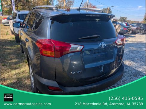 Used 2013 Toyota RAV4 LE image 2