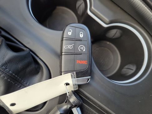 Used 2022 Dodge Durango R/T w/ Blacktop Package AWD/4WD image 29