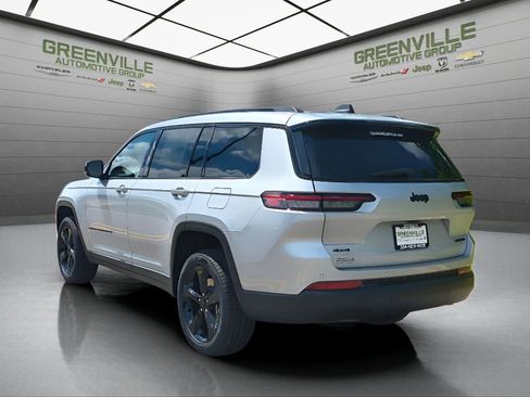 New 2025 Jeep Grand Cherokee L Limited w/ Black Appearance Package AWD/4WD image 3