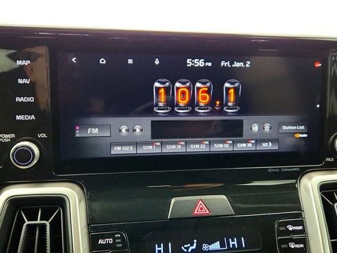 Used 2022 Kia Sorento S image 18