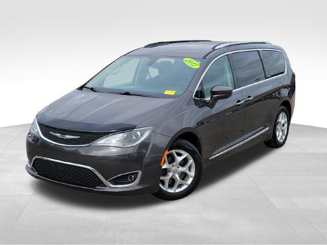 Used 2017 Chrysler Pacifica Touring-L Plus w/ Tire & Wheel Group FWD 360° Tour