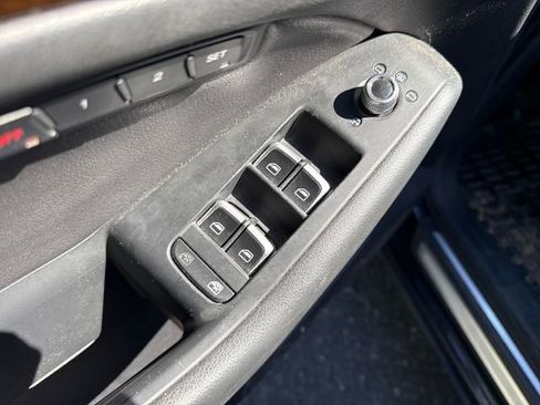 Used 2015 Audi Q5 TDI Premium Plus w/ Technology Package AWD/4WD image 24