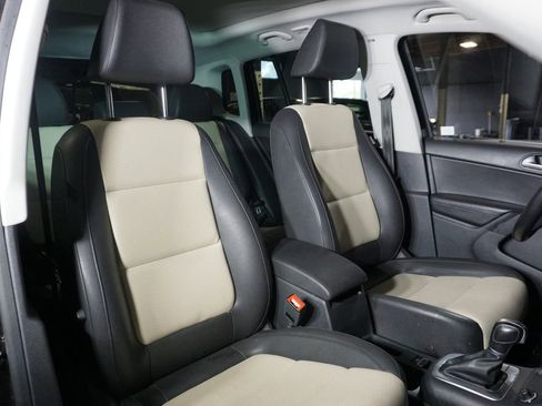 Used 2017 Volkswagen Tiguan Wolfsburg Edition image 19