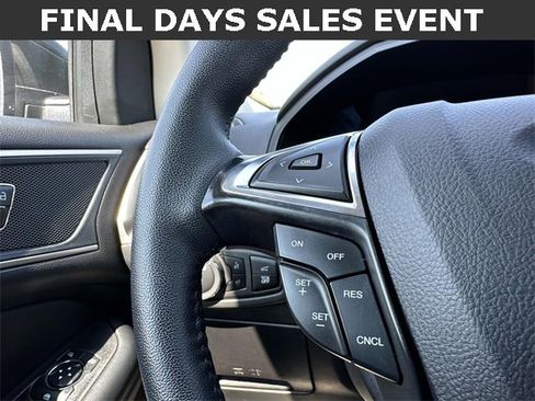 Used 2024 Ford Edge SEL w/ Convenience Package image 22