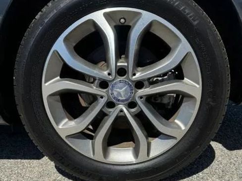 Used 2016 Mercedes-Benz C 300 4MATIC Sedan image 14