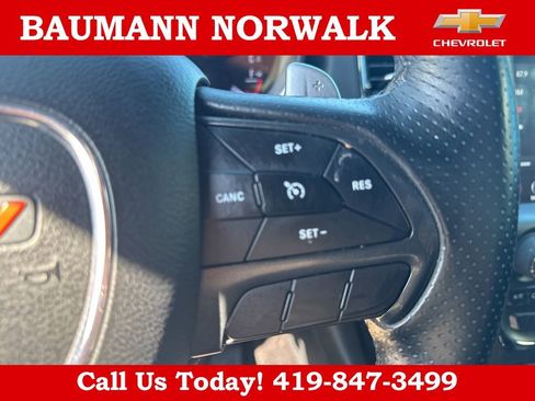 Used 2018 Dodge Durango R/T AWD/4WD image 35