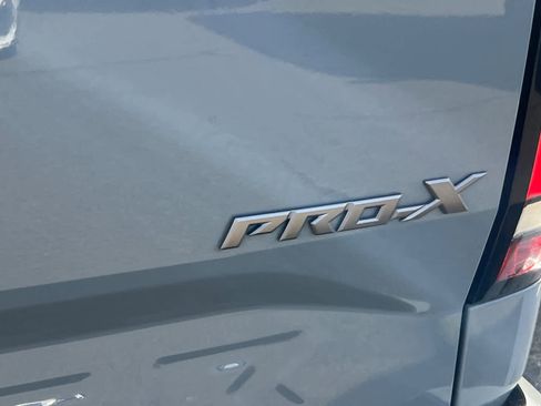 Used 2022 Nissan Frontier Pro-X w/ Pro-X Premium Package image 7