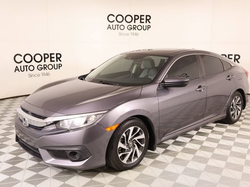 Used 2017 Honda Civic EX image 9