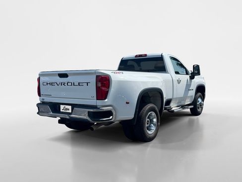 Used 2022 Chevrolet Silverado 3500 LT w/ Convenience Package AWD/4WD image 4