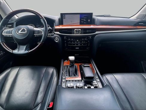 Used 2017 Lexus LX 570 4WD image 14