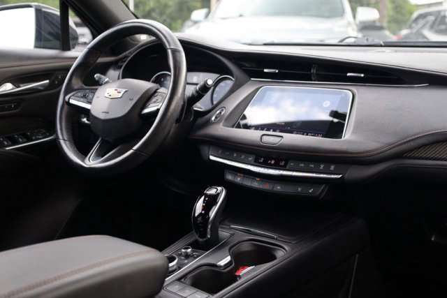 Used 2023 Cadillac XT4 Sport AWD/4WD image 40