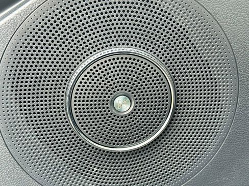 Used 2024 Ford Expedition Limited image 20