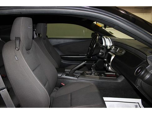 Used 2015 Chevrolet Camaro SS w/ RS Package image 15