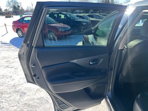 Used 2019 Nissan Murano SL image 28