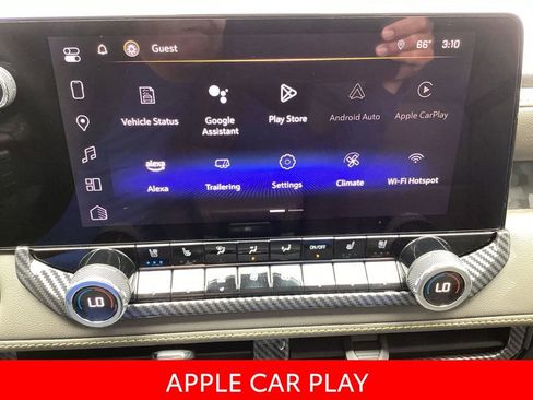 Used 2024 Chevrolet Colorado ZR2 w/ ZR2 Convenience Package III AWD/4WD image 3
