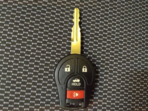Used 2019 Nissan Versa SV FWD image 32