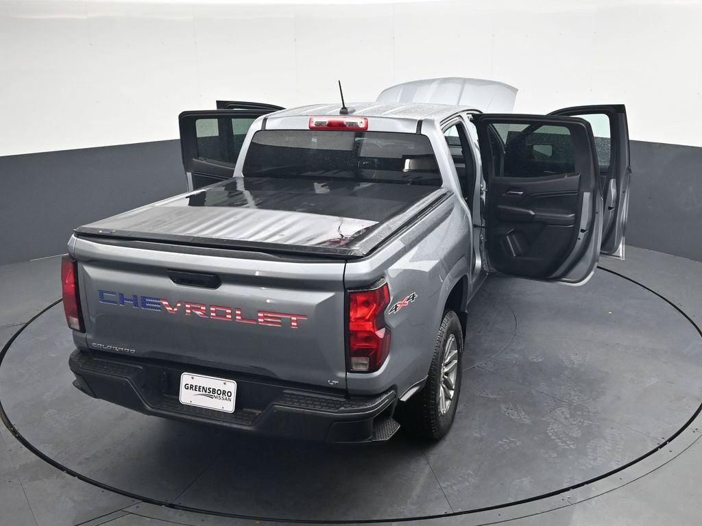 Used 2023 Chevrolet Colorado LT AWD/4WD image 47