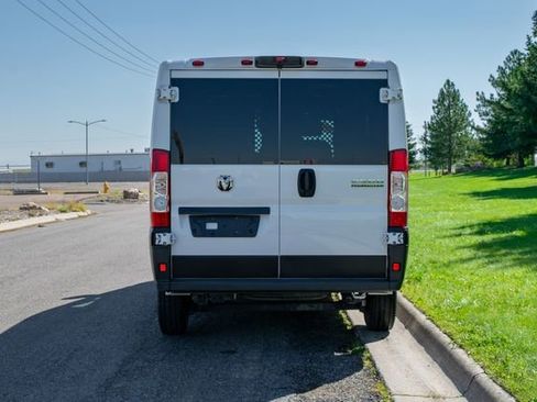 Used 2023 RAM ProMaster 2500 image 5