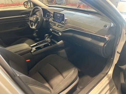 Certified 2023 Nissan Altima 2.5 SV image 10