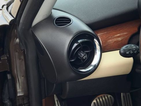 Used 2009 MINI Cooper Clubman S FWD image 23
