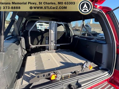 Used 2016 Ford Expedition EL XLT w/ Equipment Group 202A image 12