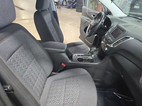 Used 2022 Chevrolet Equinox LT image 14