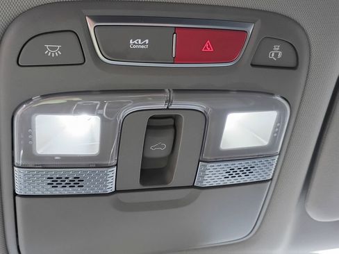Used 2024 Kia Telluride EX AWD/4WD image 18