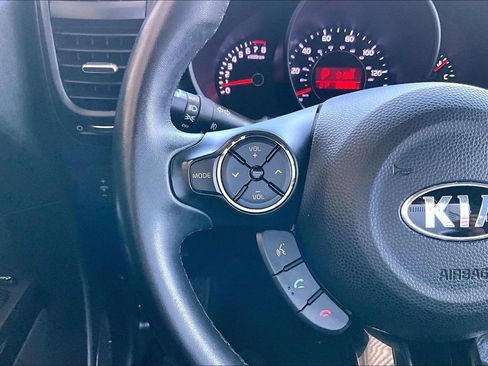 Used 2014 Kia Soul ! w/ Sun & Sound Package FWD image 7